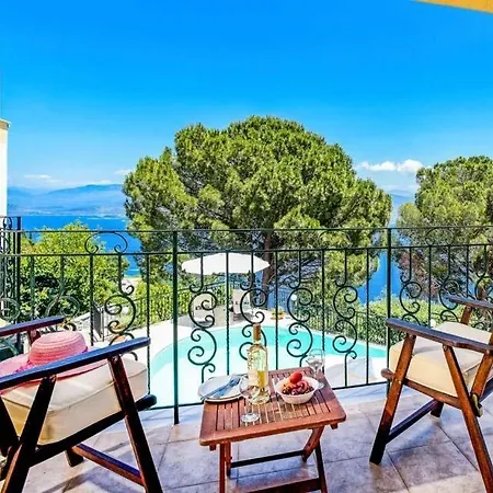 Sarakinatika Sleeps 6 Pool Air Con Wifi * Viggla