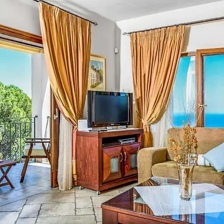 빌라 Sarakinatika Sleeps 6 Pool Air Con Wifi