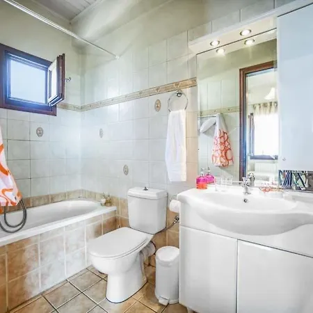 Sarakinatika Sleeps 6 Pool Air Con Wifi 빌라 *